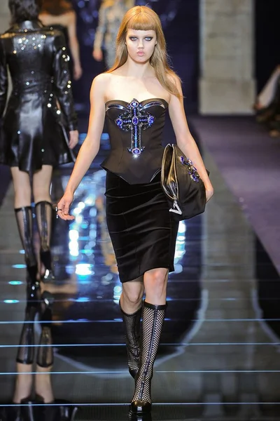 Look 5